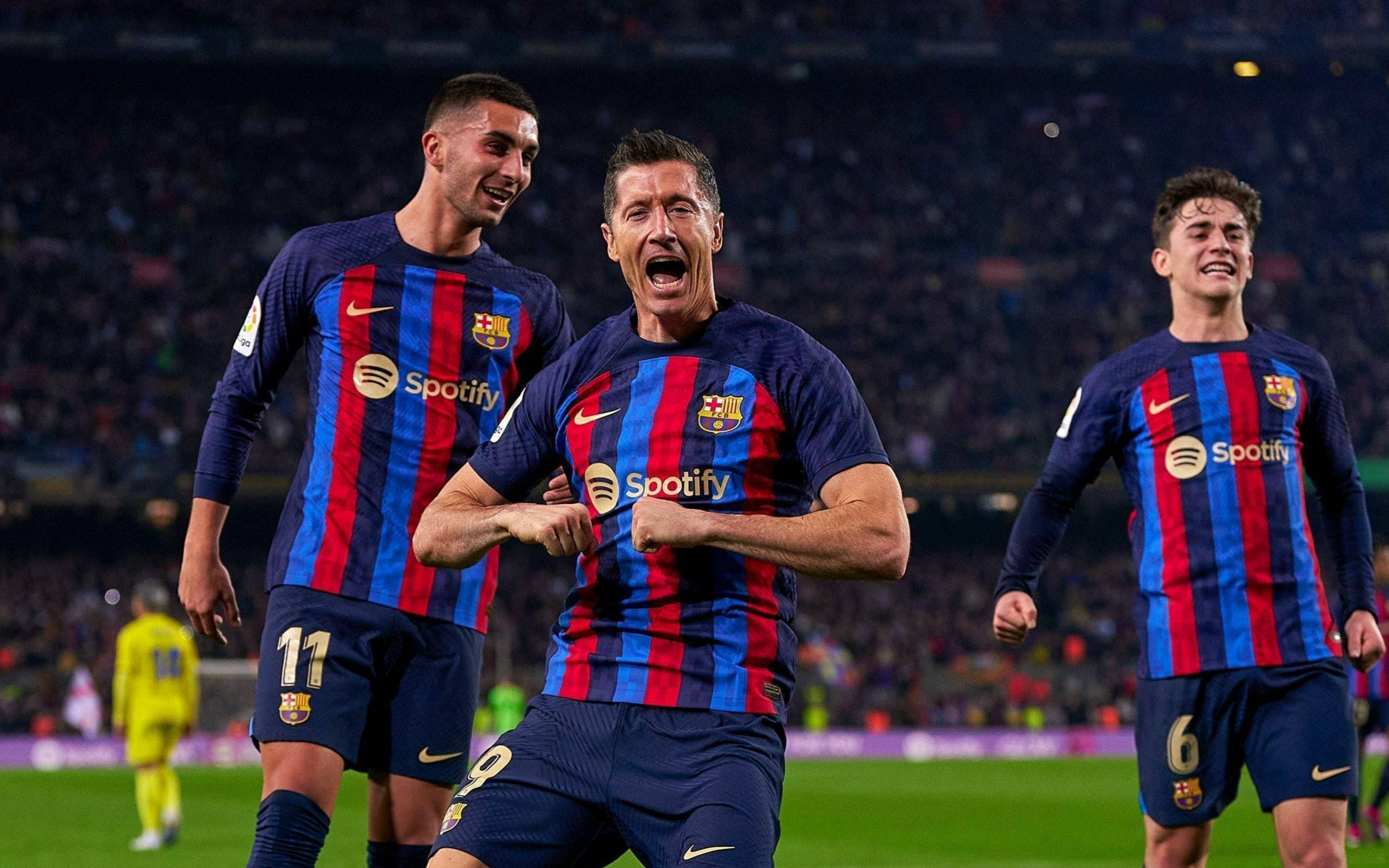 开云平台-包含激烈角逐！西班牙足球聚焦两支劲旅的词条