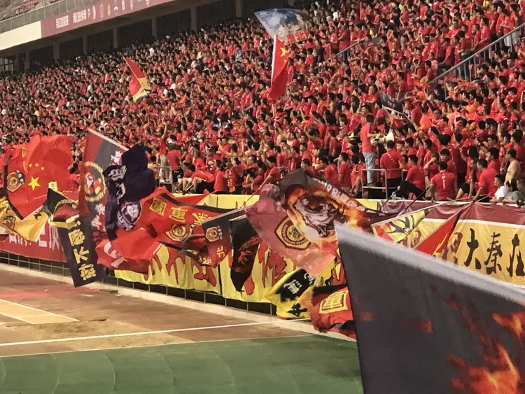 开云体育入口-关于非洲篮球锦标赛精彩纷呈，观众沸腾的信息