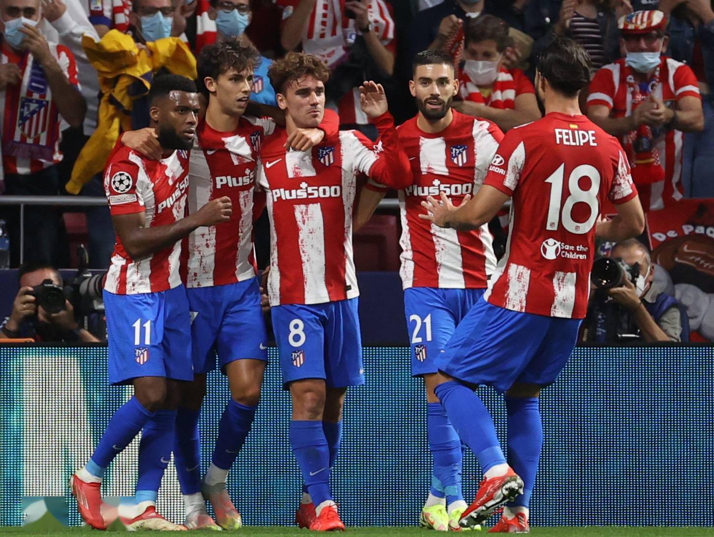 开云下载-阿贾克斯客场击败多特蒙德,提前晋级