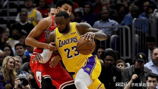开云APP-湖人完胜步行者,武切维奇带队取胜
