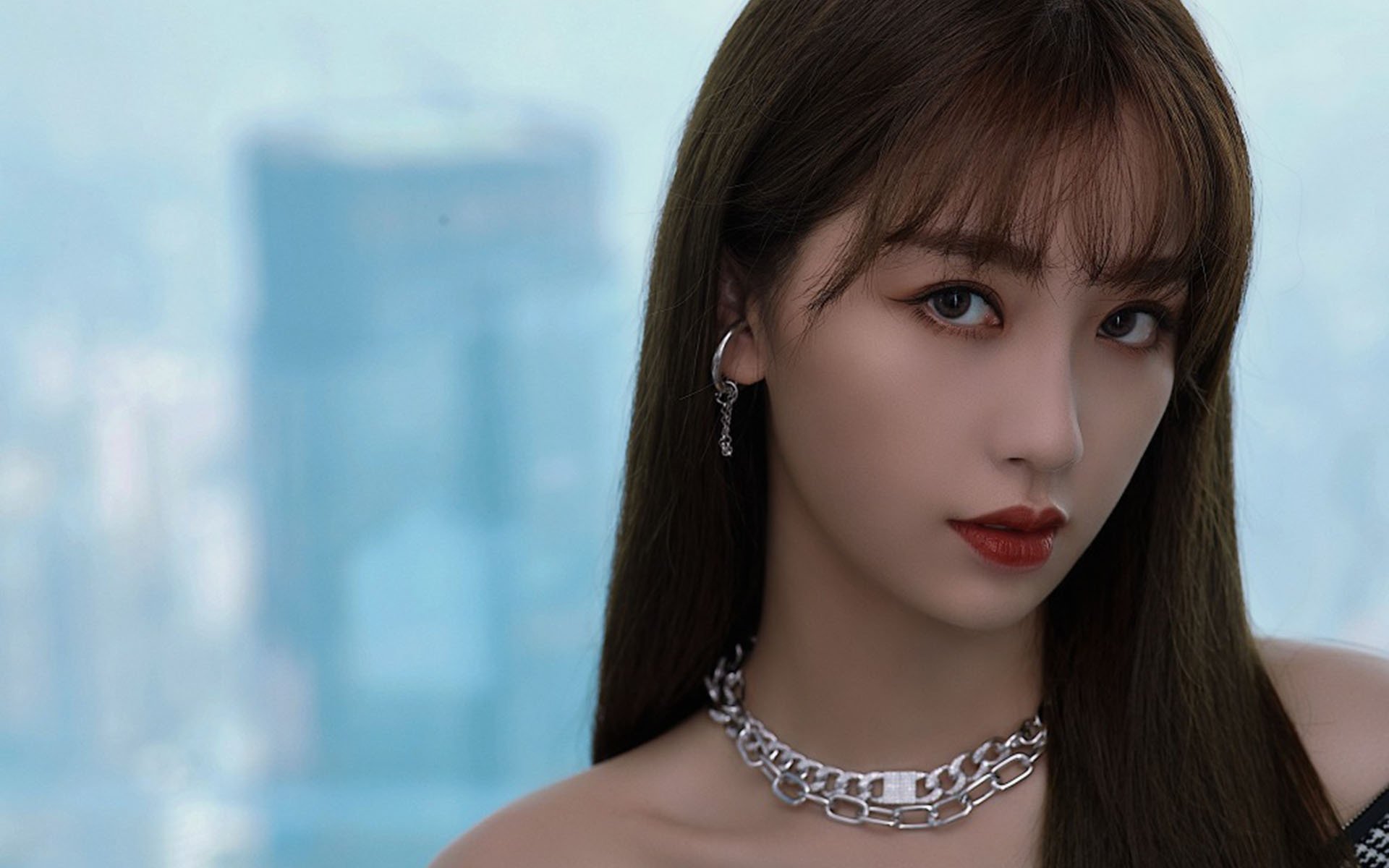 开云体育app-钢铁与意志的对决，德里赫特的硬仗艺术与波兰足球的破碎美学